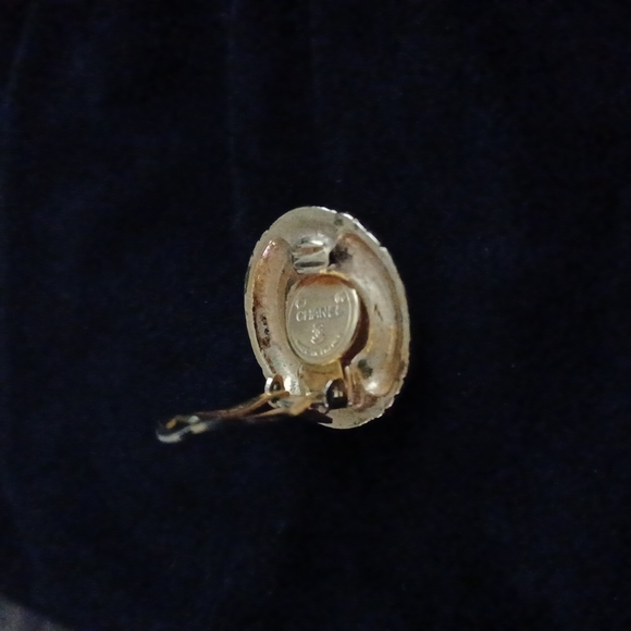Chanel earring - Picture 8 of 10